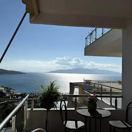 Vista Sea View *